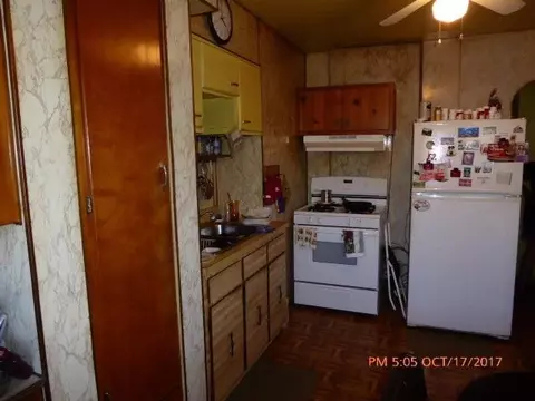 669 Delaware St, Gary, IN 46402 photo 3