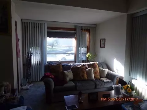 669 Delaware St, Gary, IN 46402 photo 7