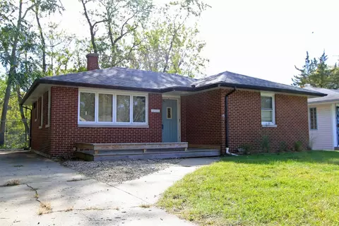 8101 Locust Ave, Gary, IN 46403 photo 1