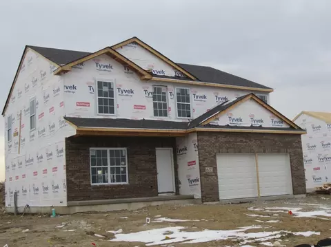 627 Turnberry Cir, Griffith, IN 46319 photo 1