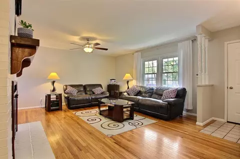 908 Walnut Ln, Crown Point, IN 46307 photo 6