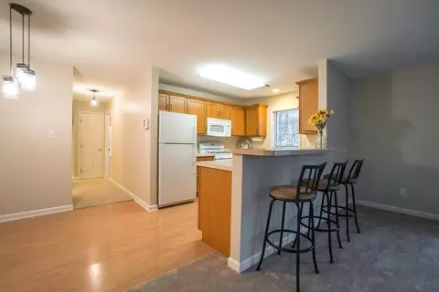 2649 Georgetowne Dr #D1, Highland, IN 46322 photo 8