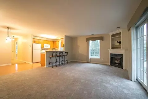 2649 Georgetowne Dr #D1, Highland, IN 46322 photo 9