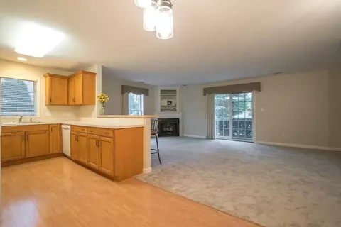 2649 Georgetowne Dr #D1, Highland, IN 46322 photo 7