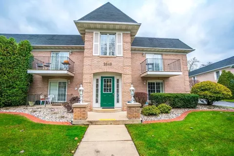 2649 Georgetowne Dr #D1, Highland, IN 46322 photo 3