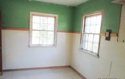 5101 Delaware St, Gary, IN 46409 photo 4