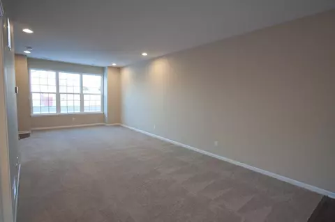 11376 Kentucky St, Crown Point, IN 46307 photo 2