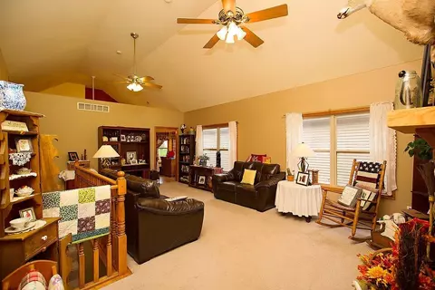 7546 E 103rd Dr, Crown Point, IN 46307 photo 4