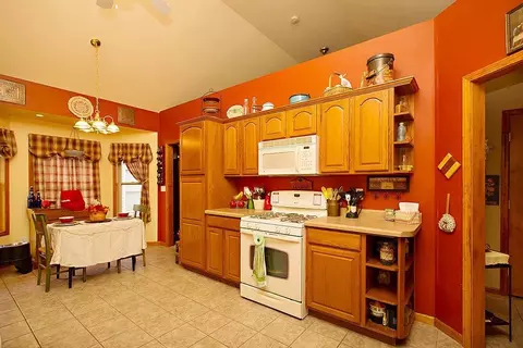 7546 E 103rd Dr, Crown Point, IN 46307 photo 7
