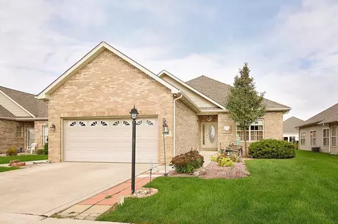 7546 E 103rd Dr, Crown Point, IN 46307 photo 1