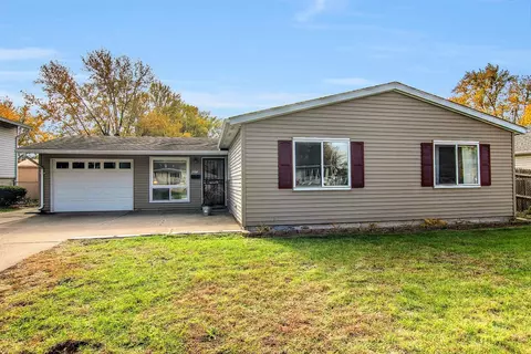 605 E 40th Pl, Griffith, IN 46319 photo 1