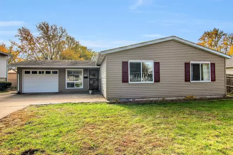 605 E 40th Pl, Griffith, IN 46319 photo 1