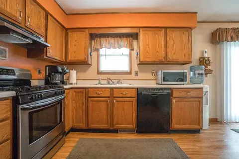 3284 Rustic Ln, Crown Point, IN 46307 photo 5