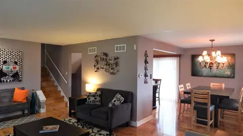 9813 Arthur Pl, Crown Point, IN 46307 photo 5