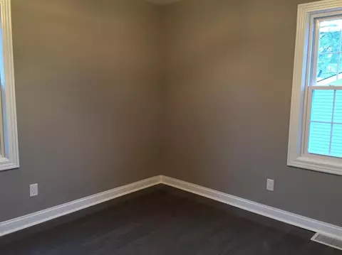 7236 Marshall Ave, Hammond, IN 46323 photo 10