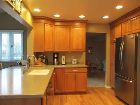 433 River Dr, Munster, IN 46321 photo 9