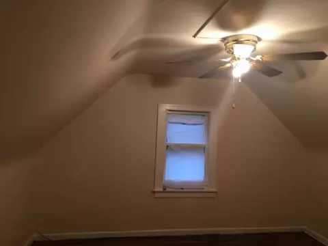 1127 Burr St, Gary, IN 46406 photo 9