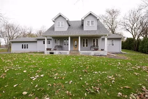 9999 Randolph St, Crown Point, IN 46307 photo 1