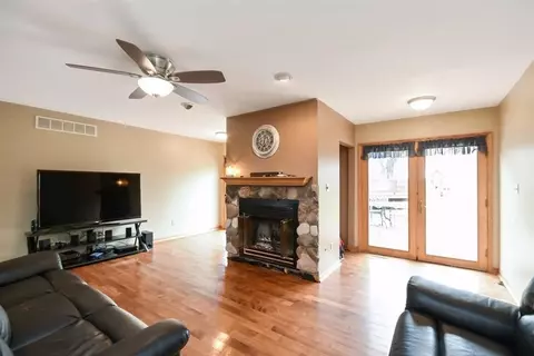 9999 Randolph St, Crown Point, IN 46307 photo 2