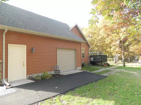 10948 N 575, De Motte, IN 46310 photo 3