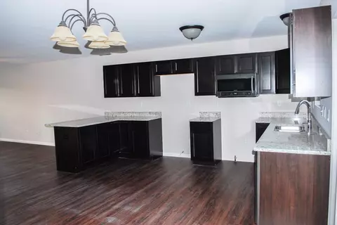 7945 Wright St, Merrillville, IN 46410 photo 4