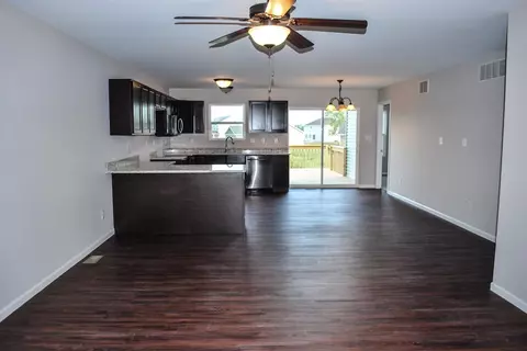 7945 Wright St, Merrillville, IN 46410 photo 5