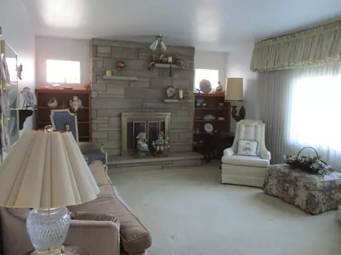 7832 Jackson Ave, Munster, IN 46321 photo 5
