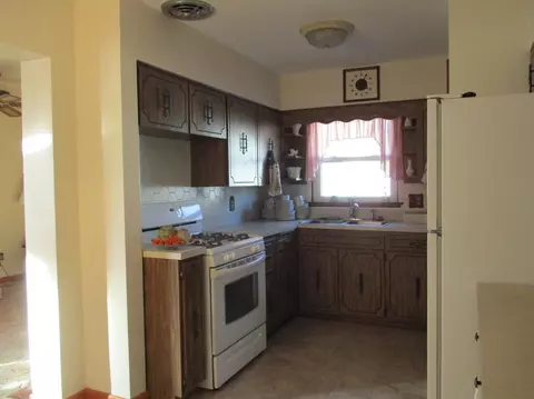 7832 Jackson Ave, Munster, IN 46321 photo 8