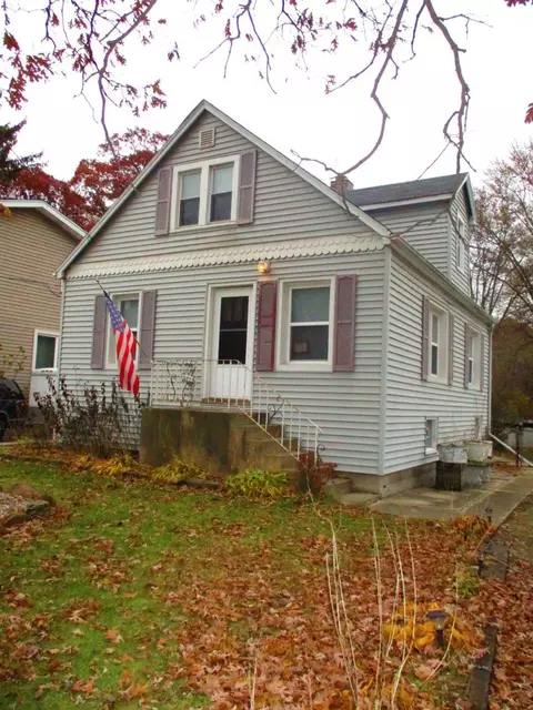 527 N Colfax St, Griffith, IN 46319 photo 1