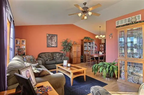 8480 E 124th Pl, Crown Point, IN 46307 photo 6