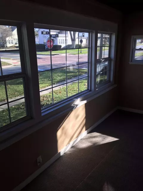 116 E North St, Crown Point, IN 46307 photo 6