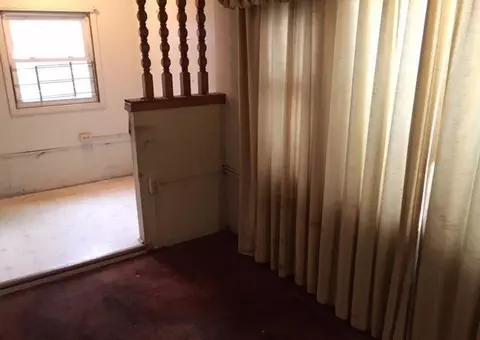 531 Ellsworth St, Gary, IN 46404 photo 6