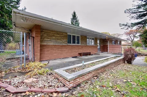 4855 Garfield St, Gary, IN 46408 photo 5