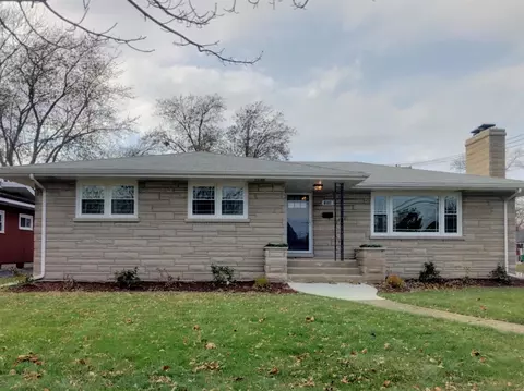 8102 Jackson Ave, Munster, IN 46321 photo 1