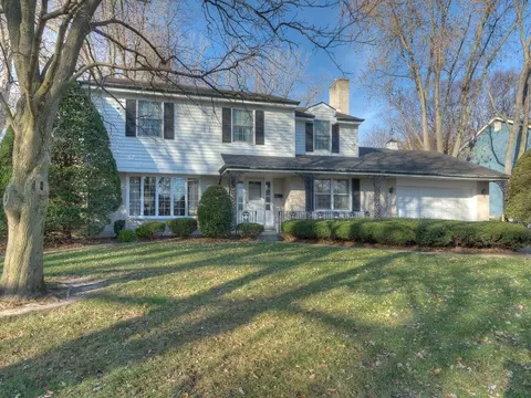 8732 Baring Ave, Munster, IN 46321 photo 1