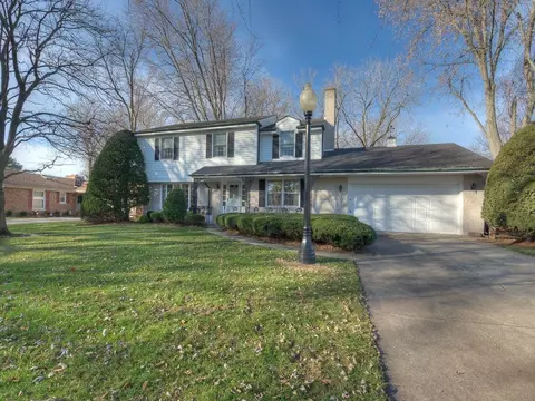 8732 Baring Ave, Munster, IN 46321 photo 2