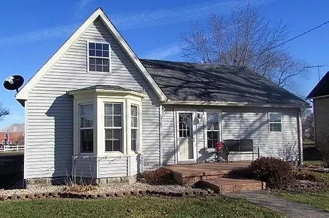 207 North St, Wheeler, IN 46393 photo 1