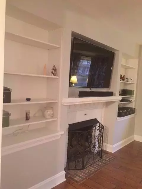 242 Beverly Pl, Munster, IN 46321 photo 5