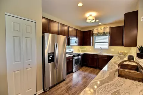 2175 W 129th Ave, Crown Point, IN 46307 photo 2