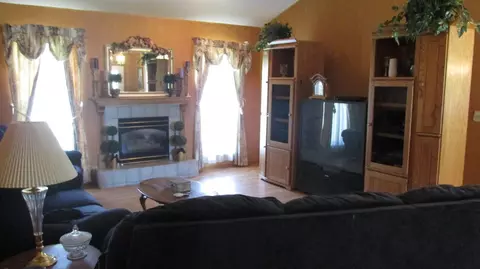 4134 Patsy Dr, Wheatfield, IN 46392 photo 6