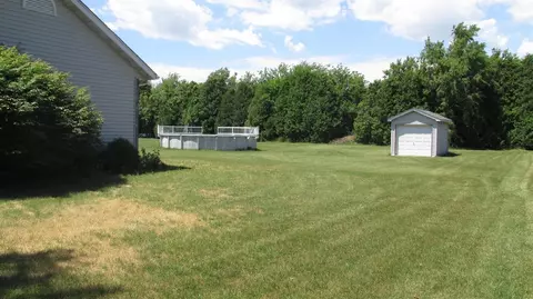 4134 Patsy Dr, Wheatfield, IN 46392 photo 3