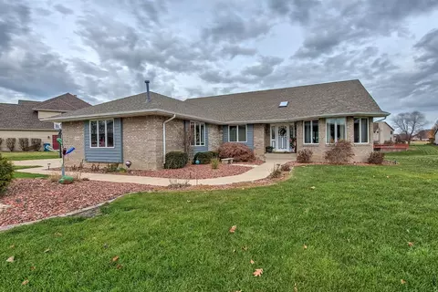 7196 E 107th Ct, Crown Point, IN 46307 photo 1