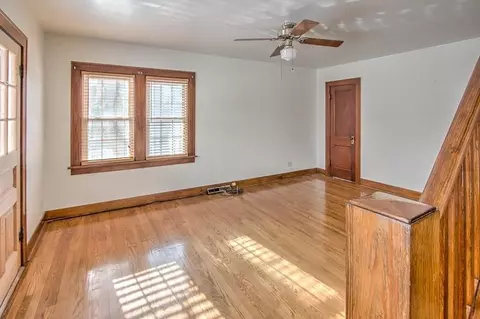 228 N Colfax St, Griffith, IN 46319 photo 5