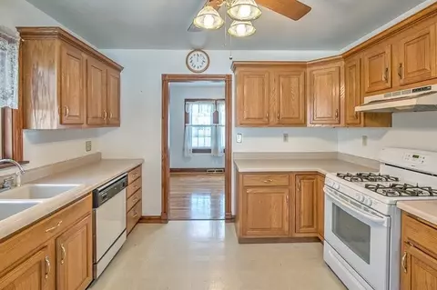 228 N Colfax St, Griffith, IN 46319 photo 6