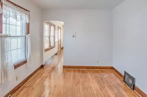 228 N Colfax St, Griffith, IN 46319 photo 9