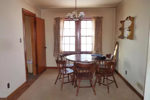 338 N Harvey St, Griffith, IN 46319 photo 6