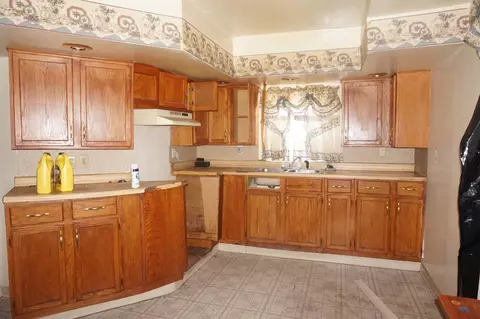 840 Harrison St, Gary, IN 46402 photo 4