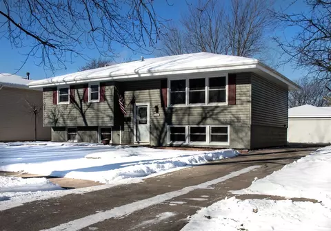 906 Harrison Pl, Dyer, IN 46311 photo 2