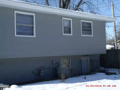 1049 N Lafayette St, Griffith, IN 46319 photo 4