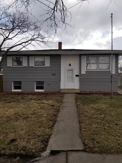 1049 N Lafayette St, Griffith, IN 46319 photo 1